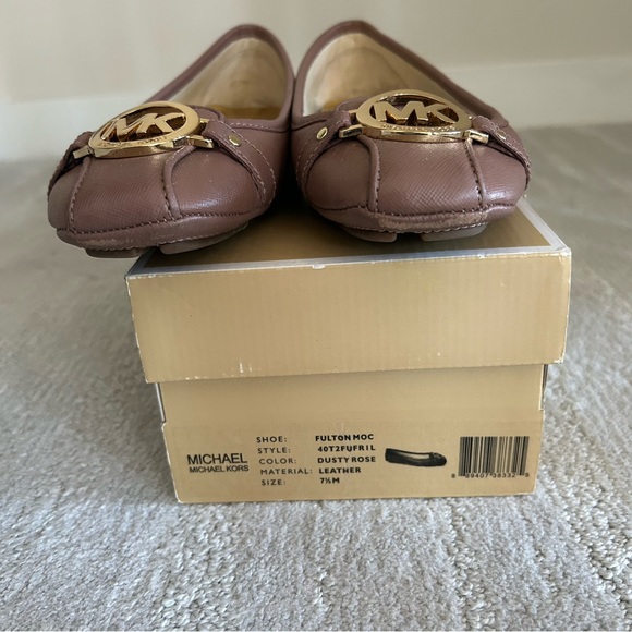 Michael Kors Leather Flats dusty rose color, size 7.5 in VGUC - Picture 3 of 8